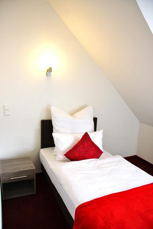 Hotel Gemini Düsseldorf Chambre photo
